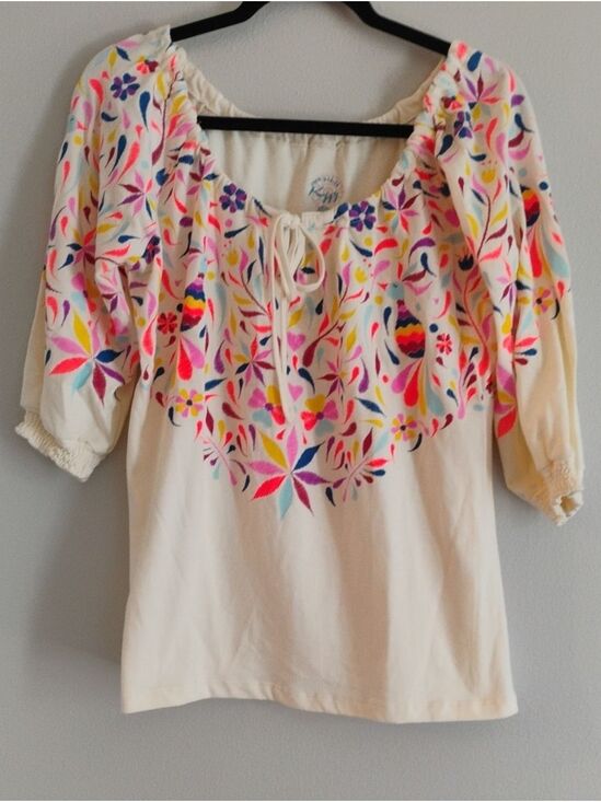know mexico Tops - Boho Hand Painted Peasant Top - Made In Mexico